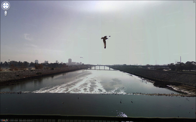 Вижте някои от най-шантавите снимки в Google StreetView 