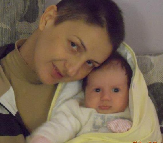 Не могат да намерят донор за болната от левкемия Ани! 