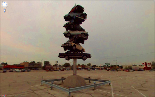 Вижте някои от най-шантавите снимки в Google StreetView 