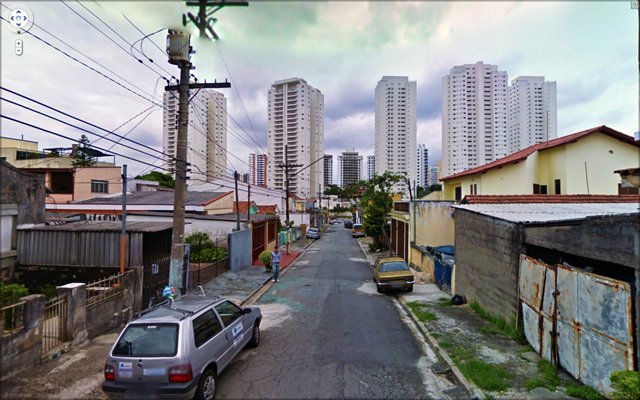 Вижте някои от най-шантавите снимки в Google StreetView 