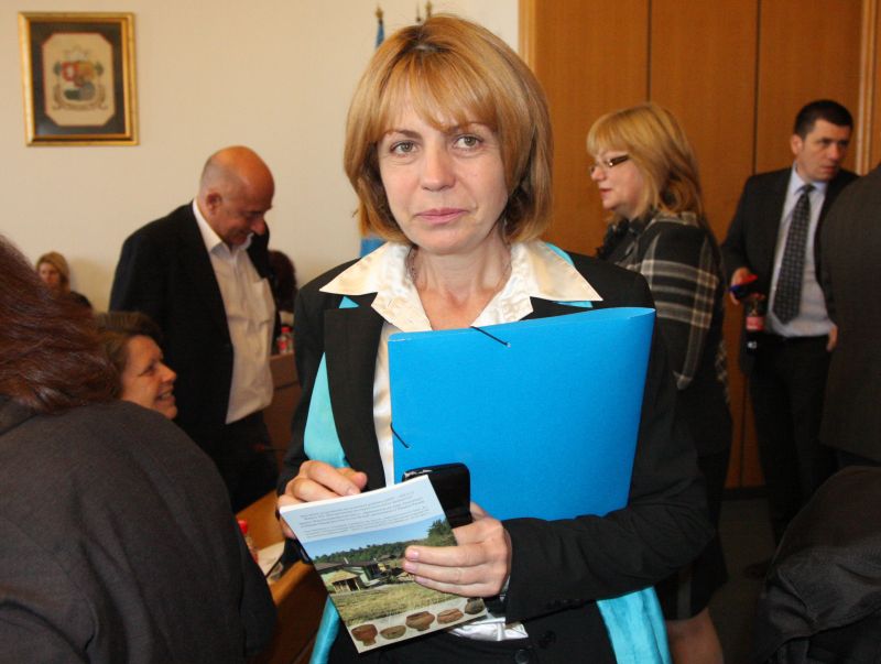 Бившият шеф на "Софийски имоти" връща парите за костюмите