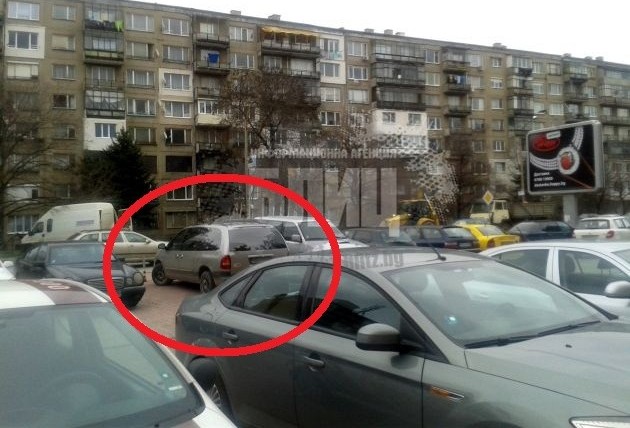 Собственикът на скандалния "Крайслер" пред БЛИЦ: Спирал съм и на "Позитано"!