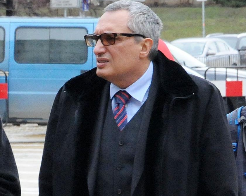 Костов съблазнява с нова оферта Надежда Михайлова
