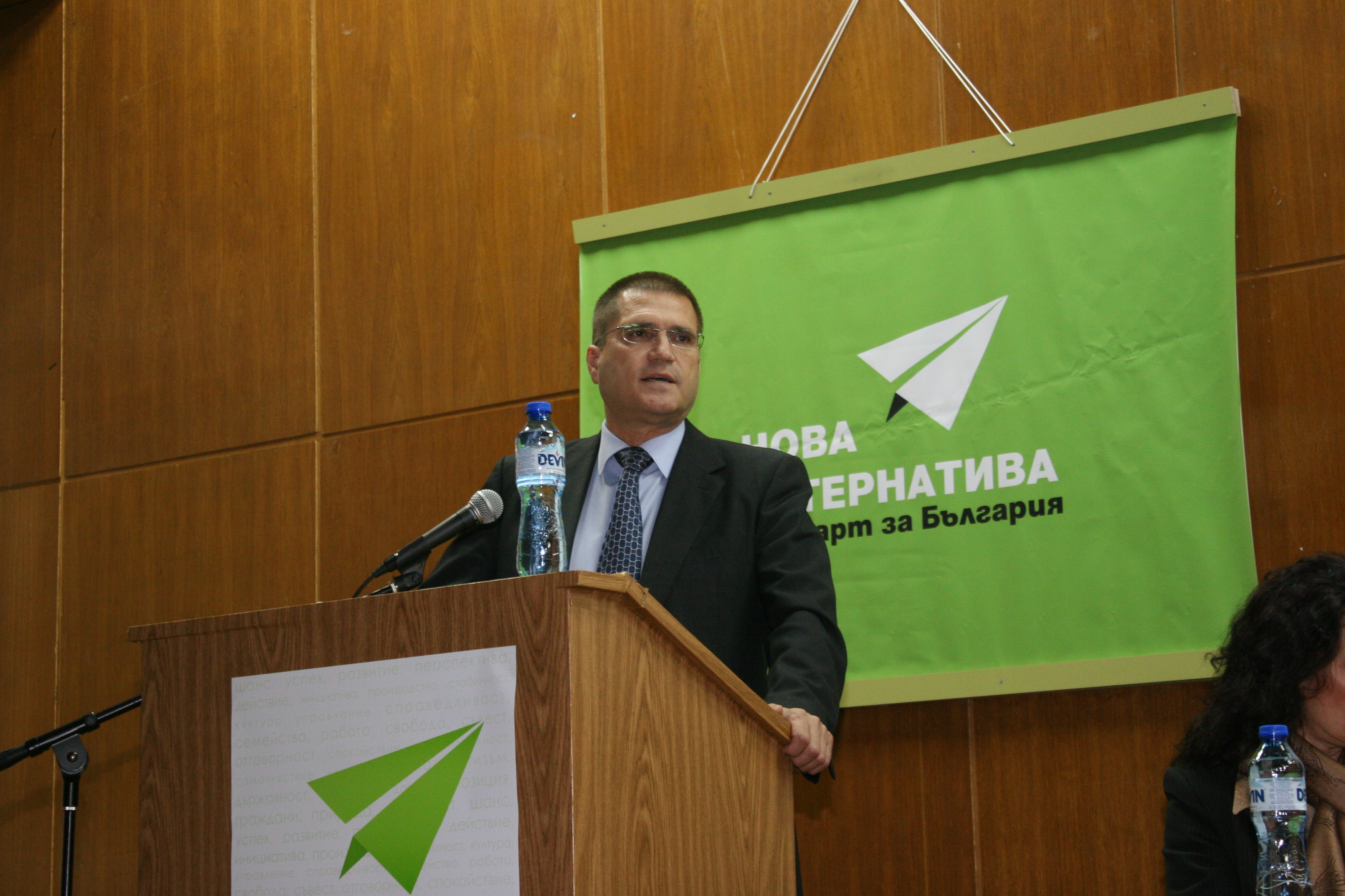 "Нова алтернатива": Лекарският съюз се политизира
