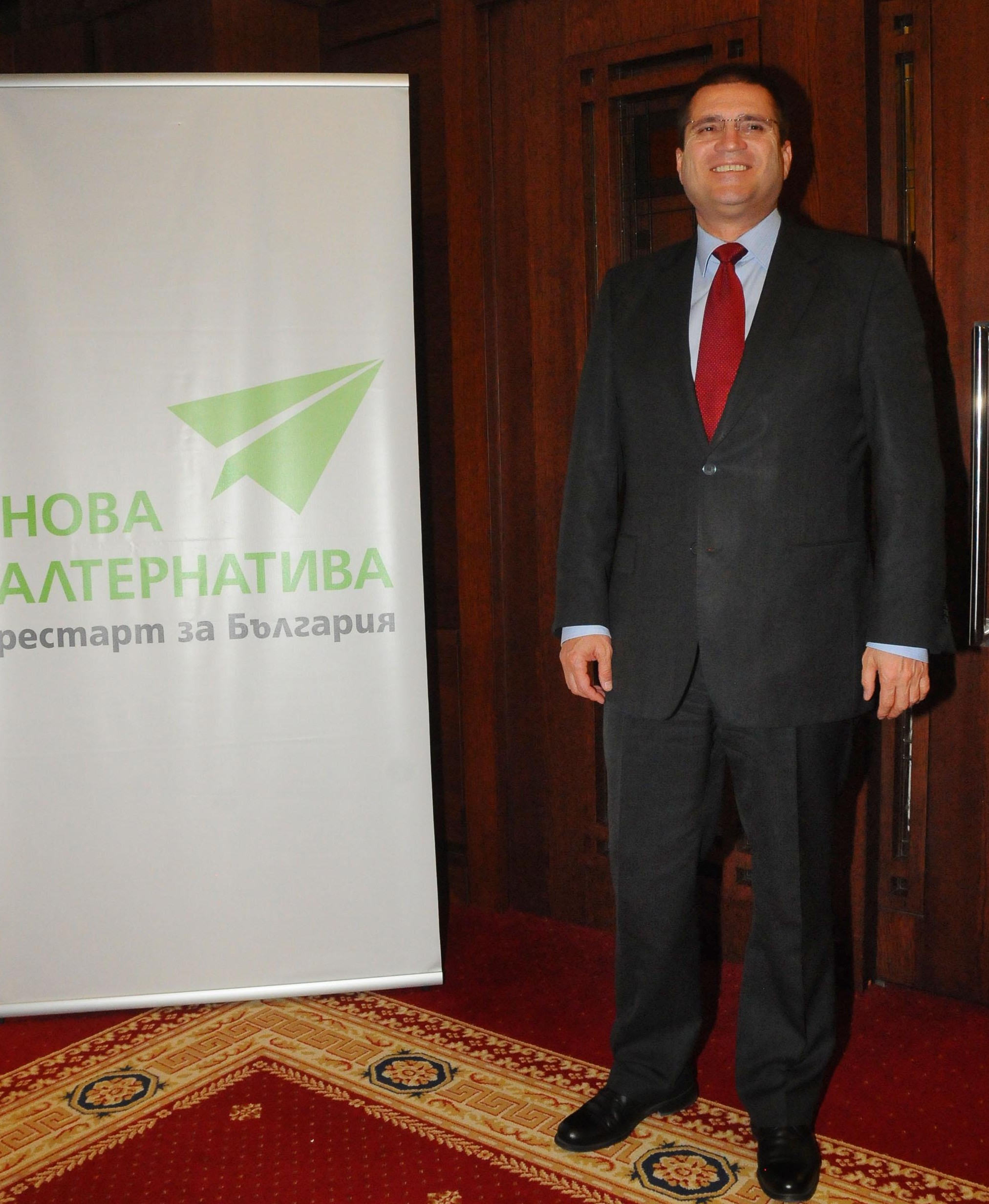 “Нова алтернатива” с готови листи за 12 май 