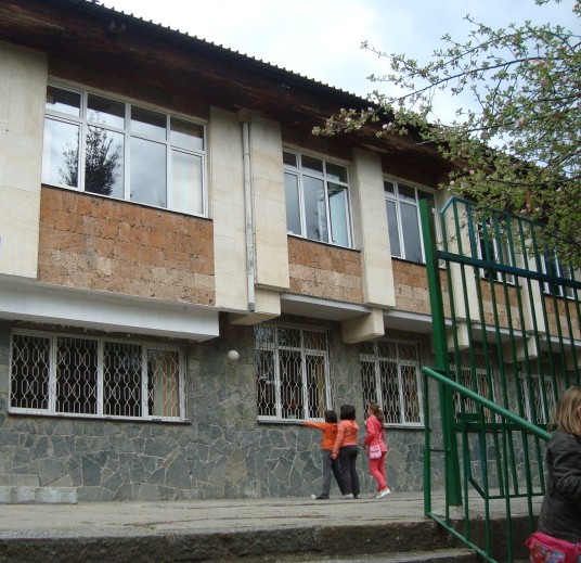 Добрата новина: Дете намери и върна портмоне с пари и златен пръстен