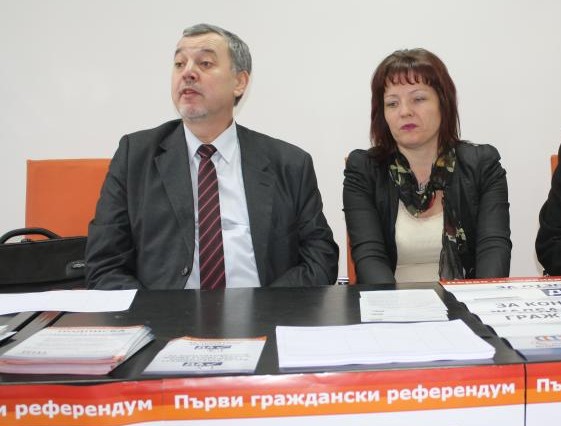 Партийци скочиха на гражданите от “Модерна България”