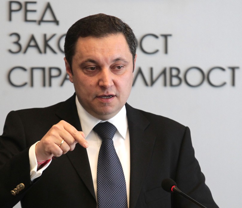 Яне Янев преизбран за лидер на РЗС единодушно