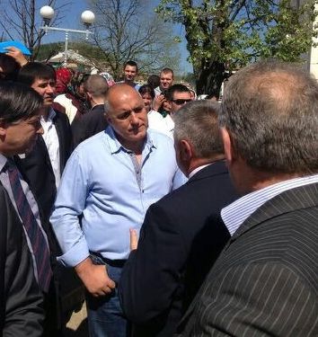 Борисов: Помагали сме на всички кметове без изключение
