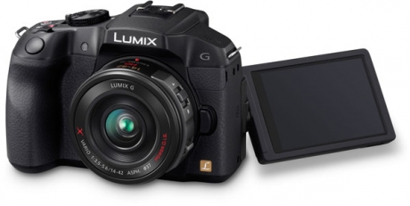 Panasonic с нов безогледален фотоапарат Lumix G с модела DMC-G6.
