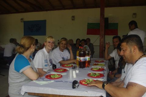  Християни и мюсюлмани празнуваха заедно Цветница с Петя Раева