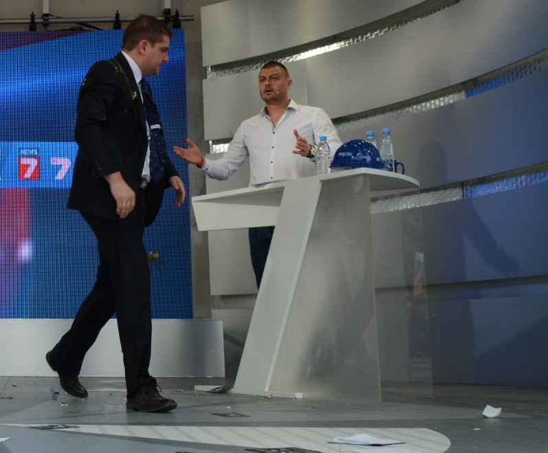 Вижте първо в БЛИЦ TV: Доброслав Димитров изригва в национален ефир!