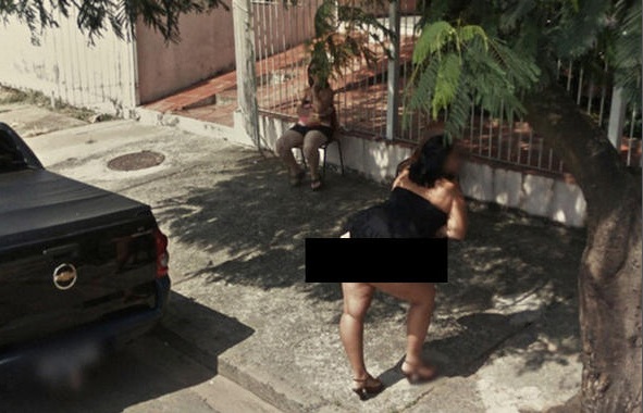 Вижте най-абсурдните снимки на Google Street View!