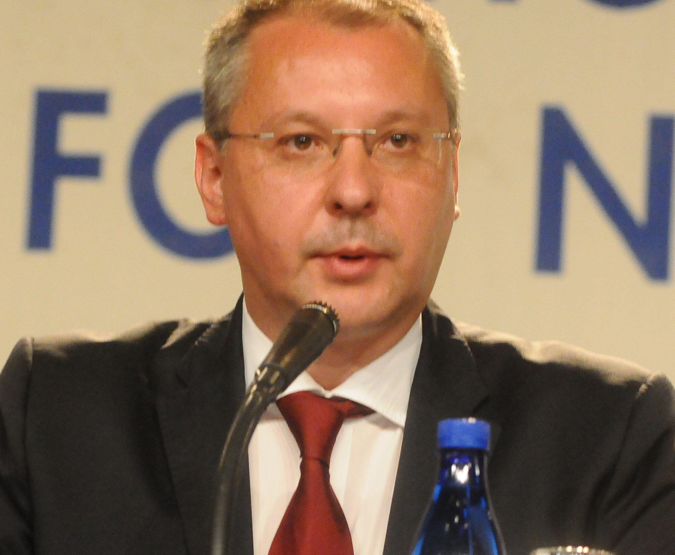 Станишев: ГЕРБ да не губят време, направо да откажат мандата