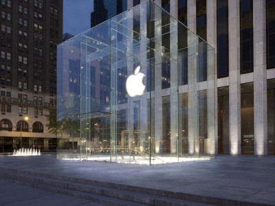 Apple е получил до 5000 искания за лични данни