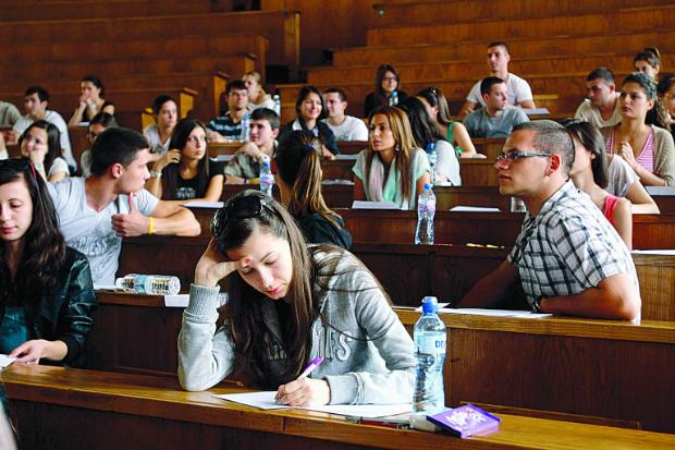 Сензационен обрат с матурите, ето какво се случва!