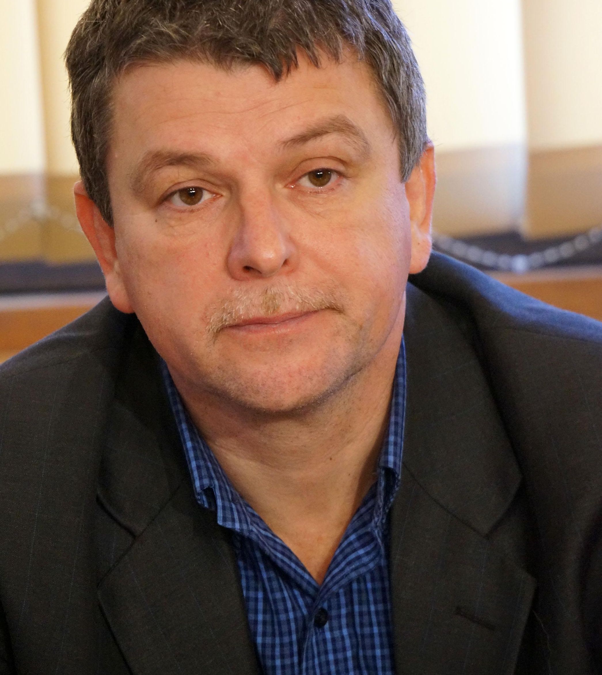 Христо Бозов: Комисия от професионалисти ще определя средствата за култура