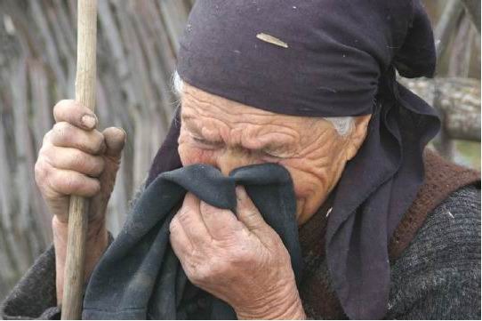 Нелеп рекорд: Баба хариза 12 бона на ало мошеник 