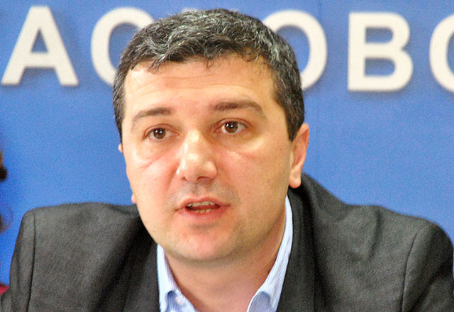 Драгомир Стойнев: Най-атрактивните държавни дружества са фалирани умишлено