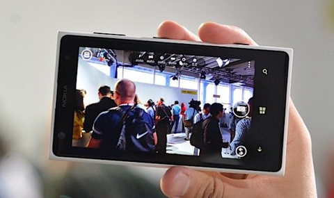 Запознайте се с новата Nokia Lumia 1020