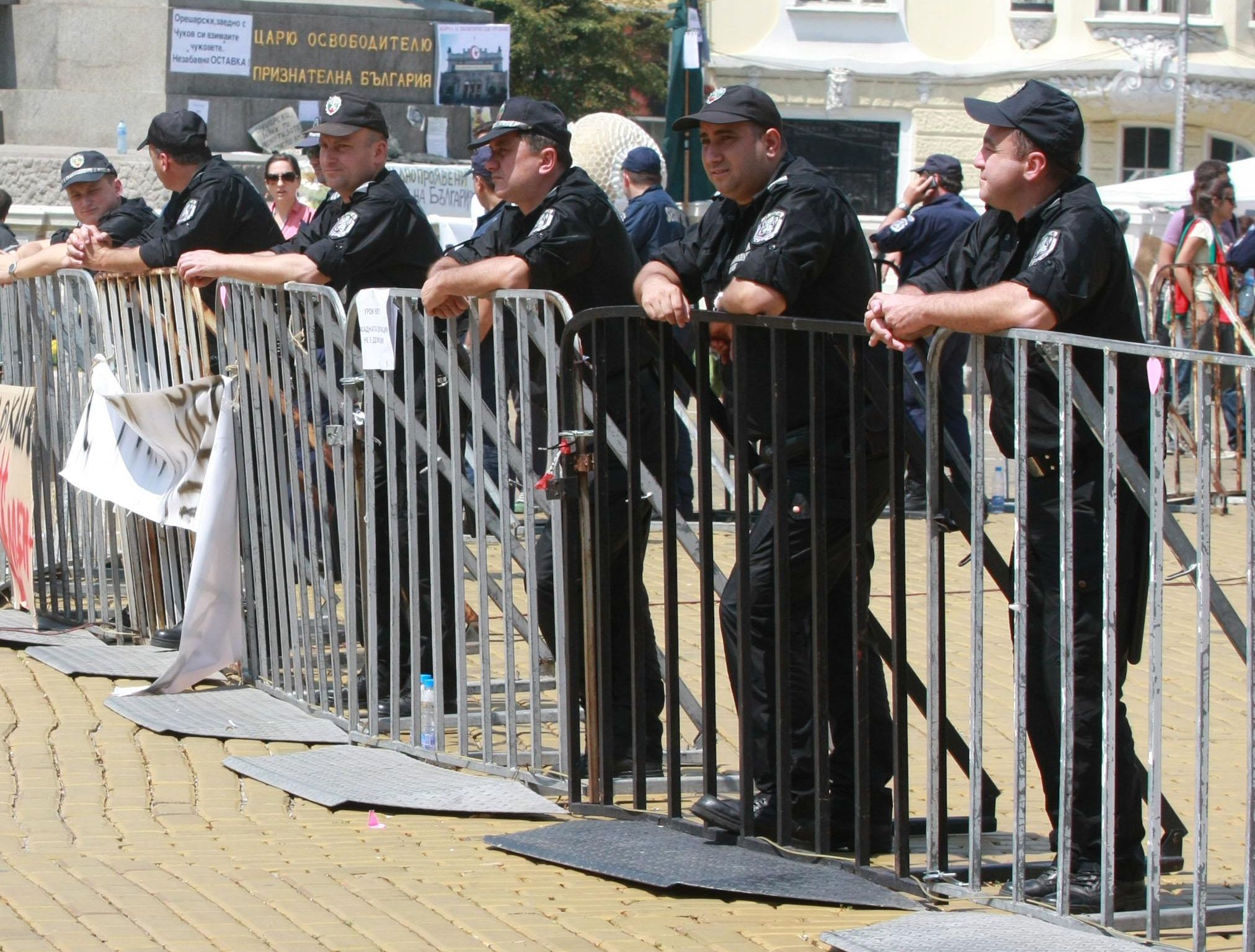 Чудо! Протестът поутихна на 36-ия ден