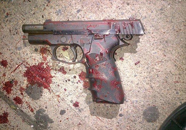Полицай-новобранец разстреля 14-годишен гангстер с пистолет