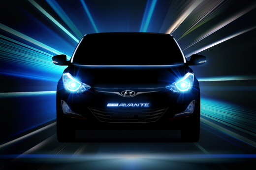 Hyundai извади скеч на обновената Elantra