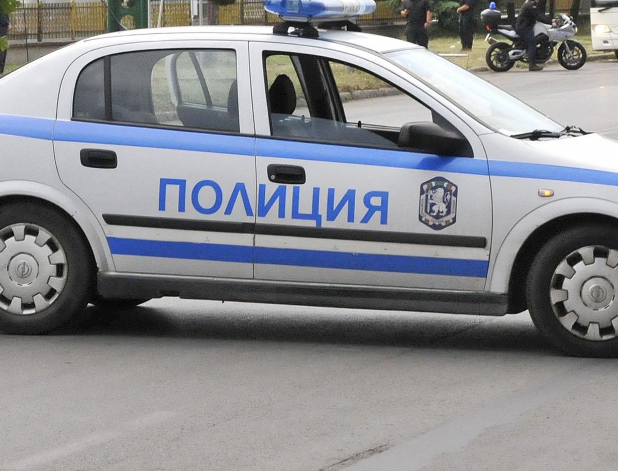Война на ромски родове в Петрич: Потрошиха къщата и колите на Бизона
