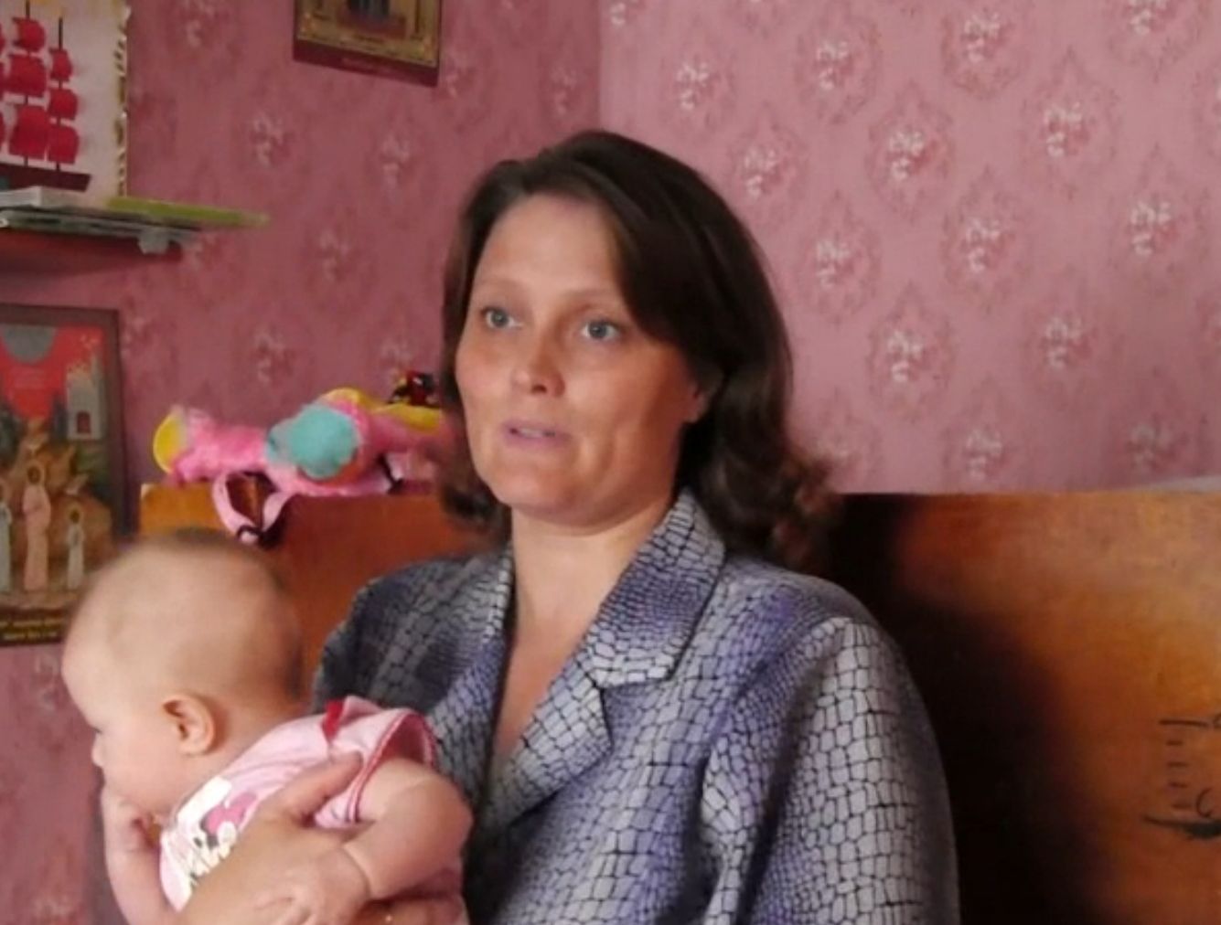Саможертва: Многодетна майка се отказа от химеотерапията в името на живота на детето си