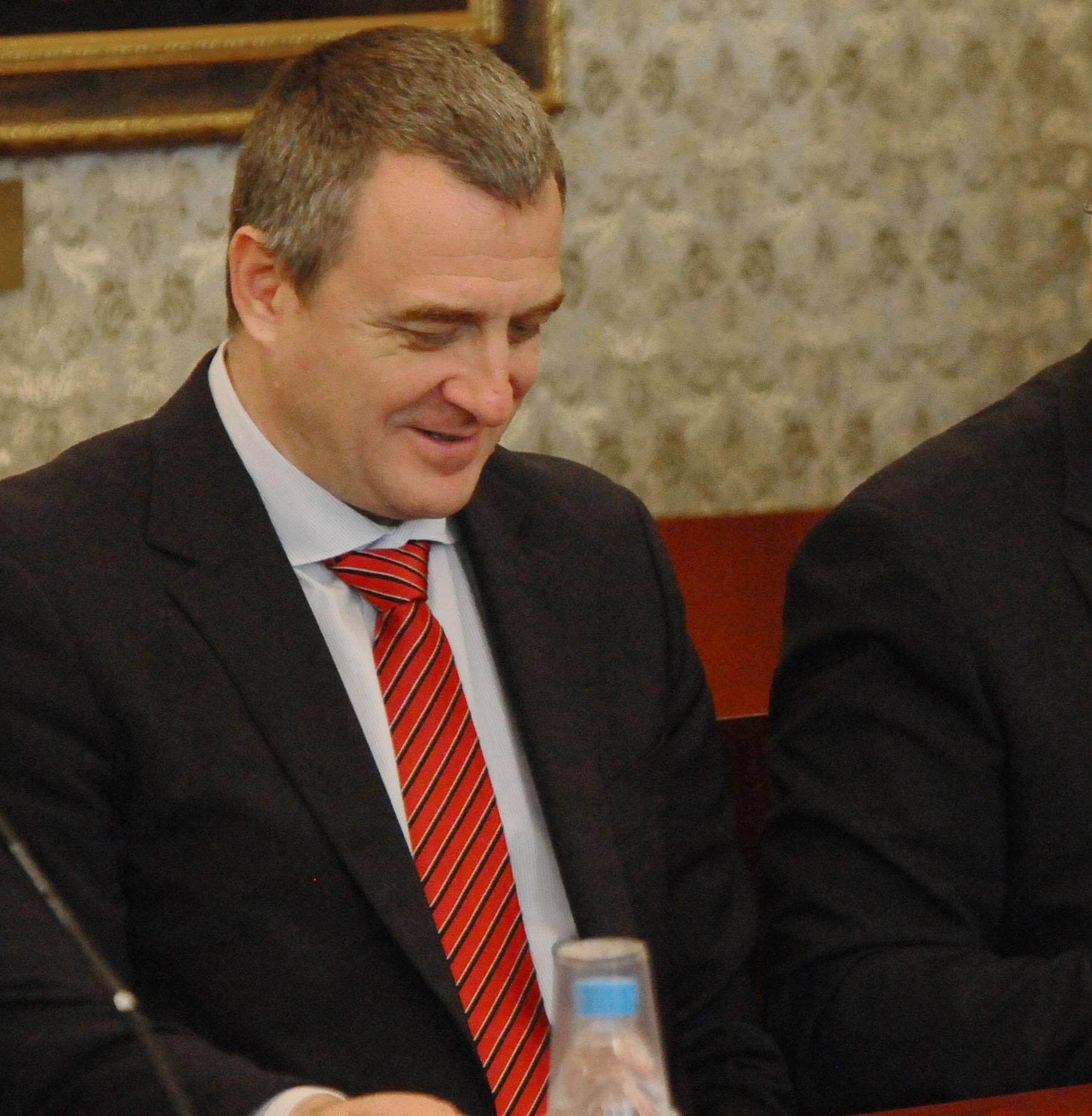 МВР защитава СРС-тата с водна марка  