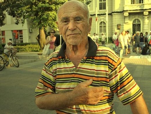 Дядо Марин не се самоубил, пръв е на протестите в Пловдив