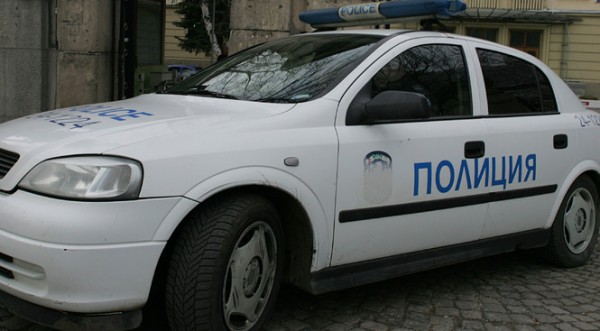Момичета на 8 и 9 години разбиха и окрадоха вила