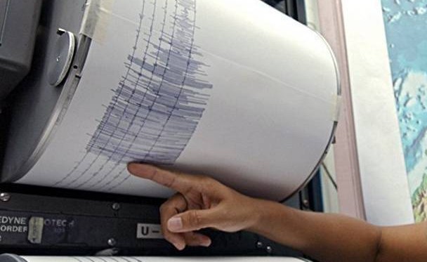 Трусовете в Гърция повредиха сгради