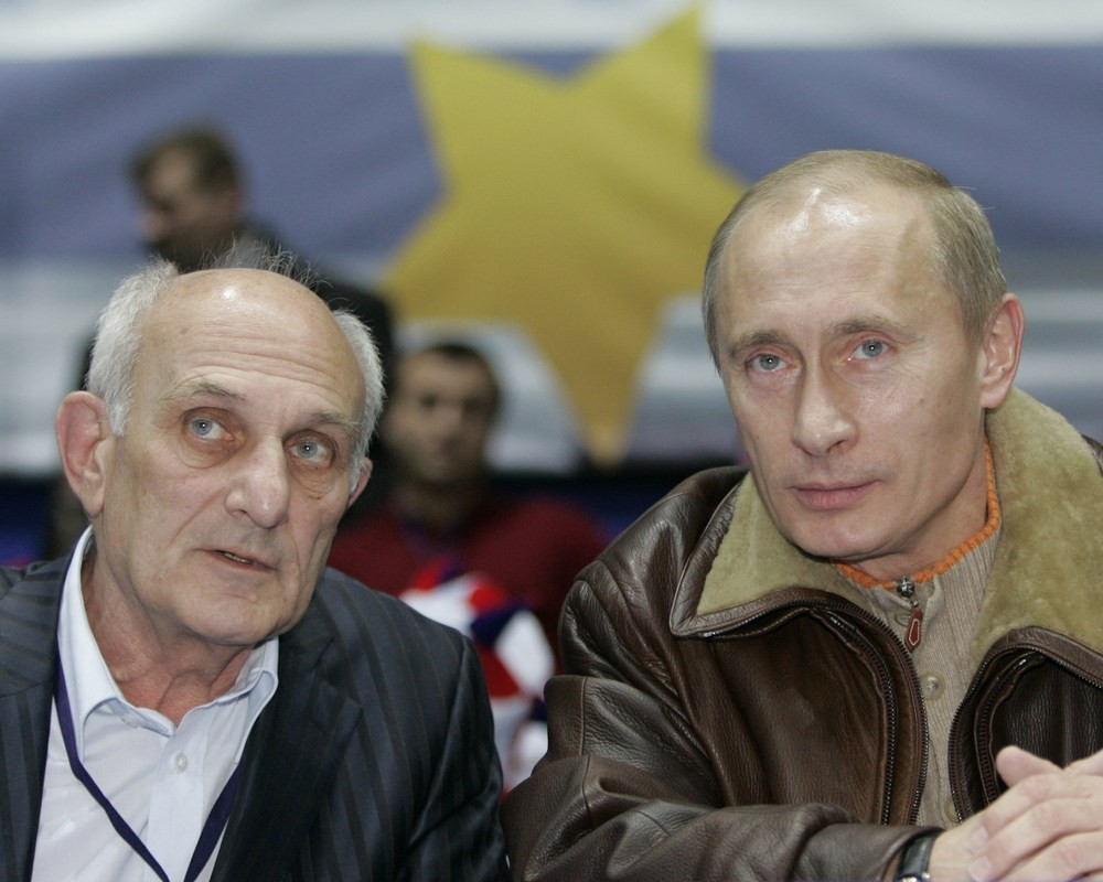 Погребват треньора по джудо на Владимир Путин