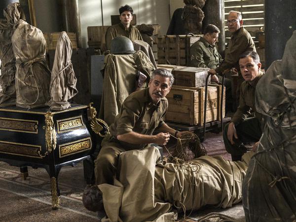 Джордж Клуни спасява уникати, заграбени от хитлеристите в The Monuments Men (ТРЕЙЛЪР)