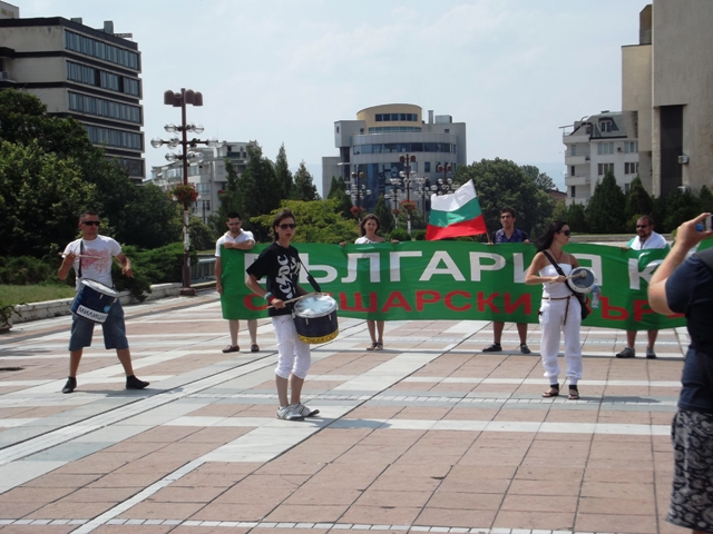 “#ДАНСwithme” в Благоевград - шепа хора, много шум