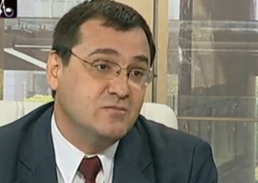 Славчо Атанасов: Защитих Цвета Караянчева, защото...