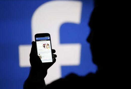 Правителства искат информация за 38 000 потребители във Фейсбук