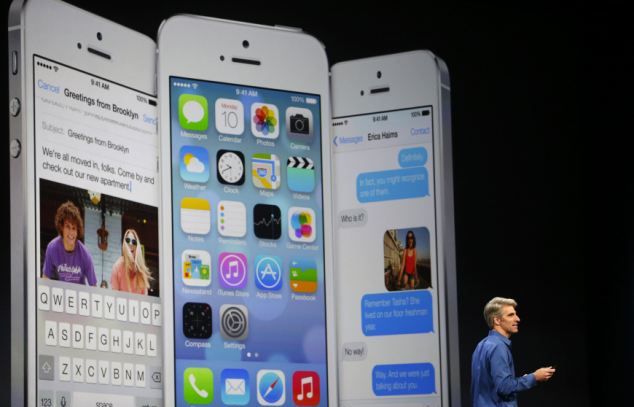 Apple изуми света едновременно с два iPhone-а (ВИДЕО)