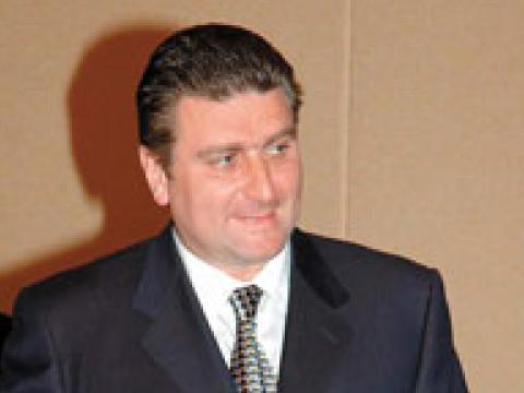 Валентин Златев след разпита: Над Марешки все още има разпънат политически чадър   