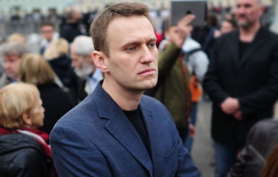 Алексей Навални е приет в болница заради отравяне