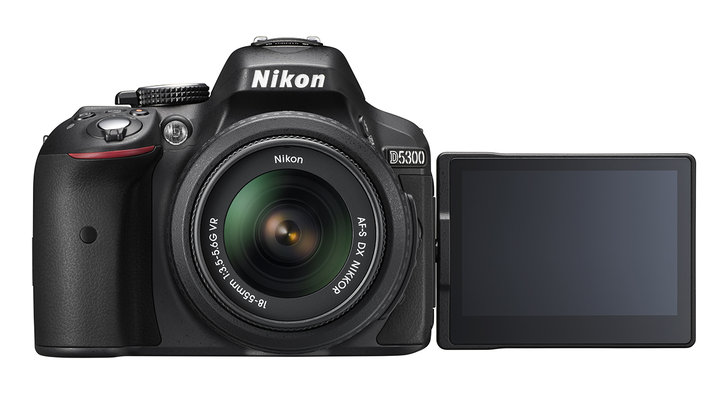 D5300 е първият DSLR фотоапарат на Nikon с Wi-Fi и GPS