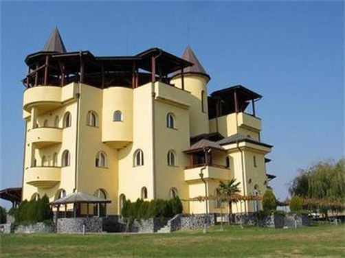 Фадроми копаят последни останки от замъка на Кюлев