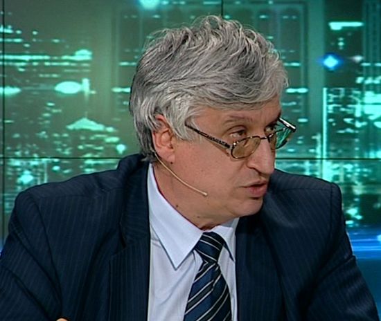 Иван Нейков съзря нещо много лошо във вдигането на пенсиите 