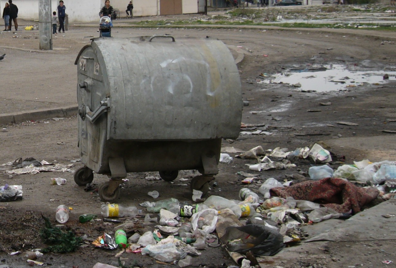 Във "Факултета" не са плащали вода от 33 години