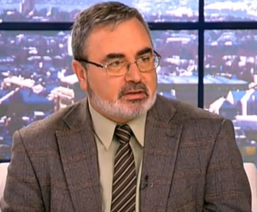 АH1N1 "Калифорния" идва с упорита, суха и дразнеща кашлица, която се лекува много трудно
