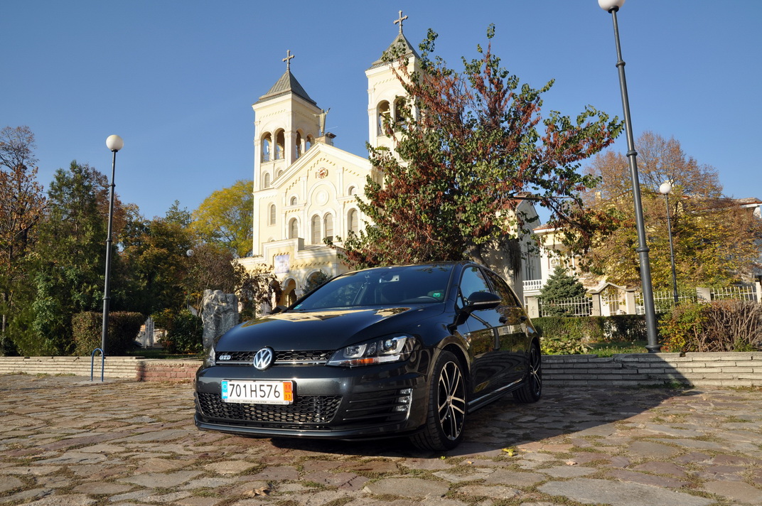 Тест на Volkswagen Golf VII GTD (СНИМКИ)