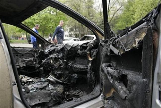 Опожариха джип в Благоевград 