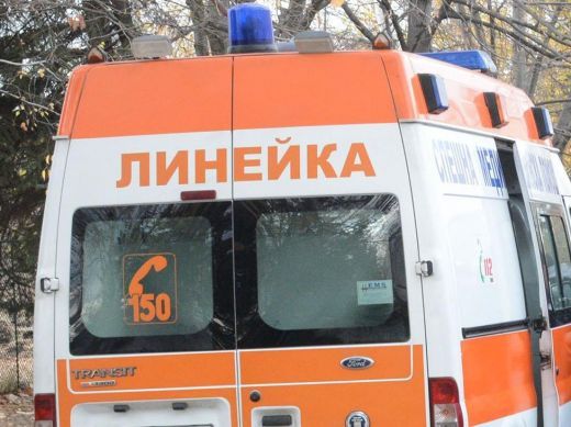 Мотоциклетист се блъсна в кола и загина на място