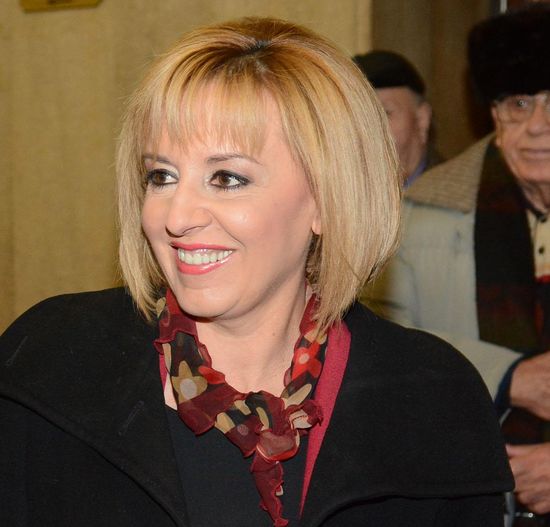 Манолова: На изборите може да има и опция „Вот против всички”